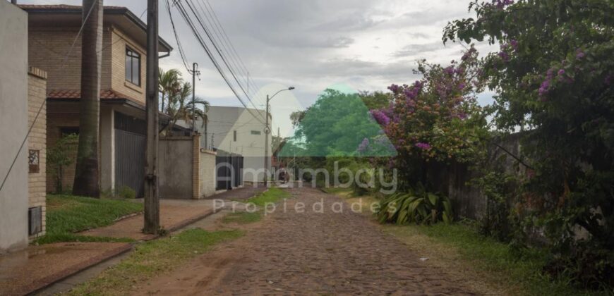 0471 TERRENO EN LAMBARÉ, ZONA AVDA. DEL YACHT