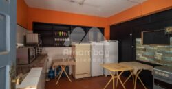 0475 CASA CON SALÓN COMERCIAL EN LAMBARÉ, BARRIO SANTA ROSA