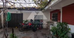 0475 CASA CON SALÓN COMERCIAL EN LAMBARÉ, BARRIO SANTA ROSA