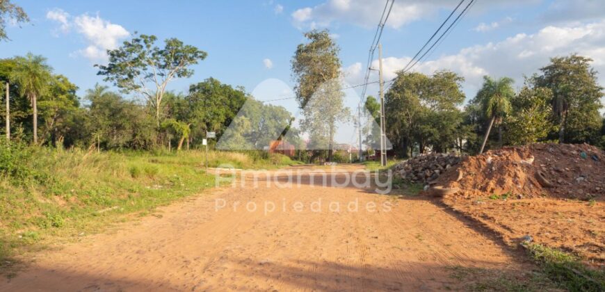 0481 TERRENO EN LAMBARÉ, ZONA AVDA. DEL YACHT
