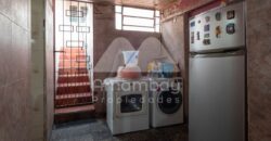 0484 CASA EN BARRIO SAJONIA, ZONA PALACIO DE JUSTICIA