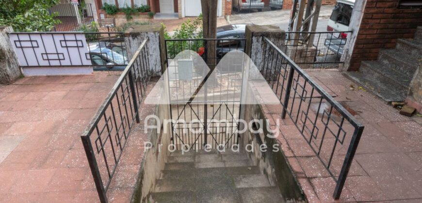 0484 CASA EN BARRIO SAJONIA, ZONA PALACIO DE JUSTICIA