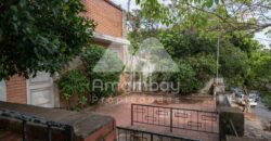 0484 CASA EN BARRIO SAJONIA, ZONA PALACIO DE JUSTICIA