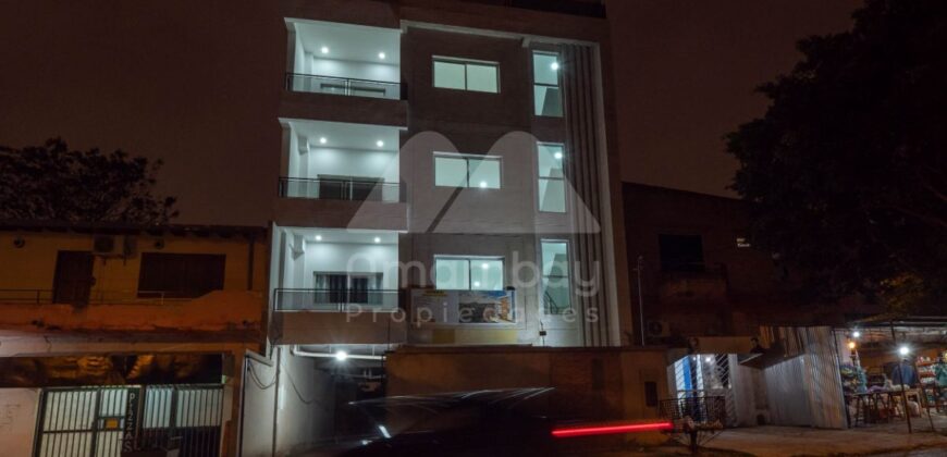 0485 EDIFICIO A ESTRENAR EN LAMBARÉ, A CUADRAS DE LA MUNICIPALIDAD