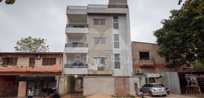 0485 EDIFICIO A ESTRENAR EN LAMBARÉ, A CUADRAS DE LA MUNICIPALIDAD