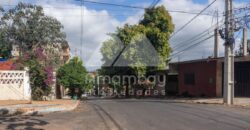 0484 CASA EN BARRIO SAJONIA, ZONA PALACIO DE JUSTICIA