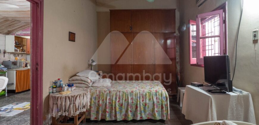 0484 CASA EN BARRIO SAJONIA, ZONA PALACIO DE JUSTICIA