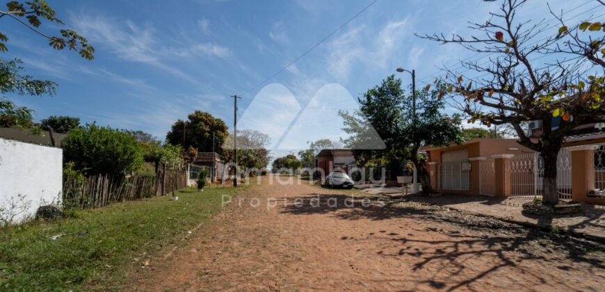 0187 TERRENO EN SAN LORENZO, BARRIO VILLA LAURELTY