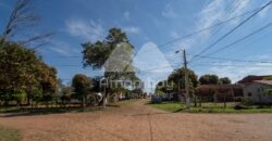 0187 TERRENO EN SAN LORENZO, BARRIO VILLA LAURELTY