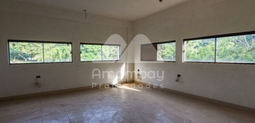 0098 TERRENO, DEPÓSITO Y OFICINAS EN SAN ANTONIO