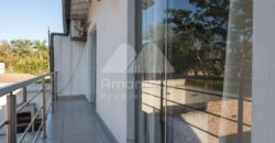 A0322 ALQUILO DÚPLEX AMOBLADO EN LAMBARÉ, ZONA YACHT Y GOLF CLUB