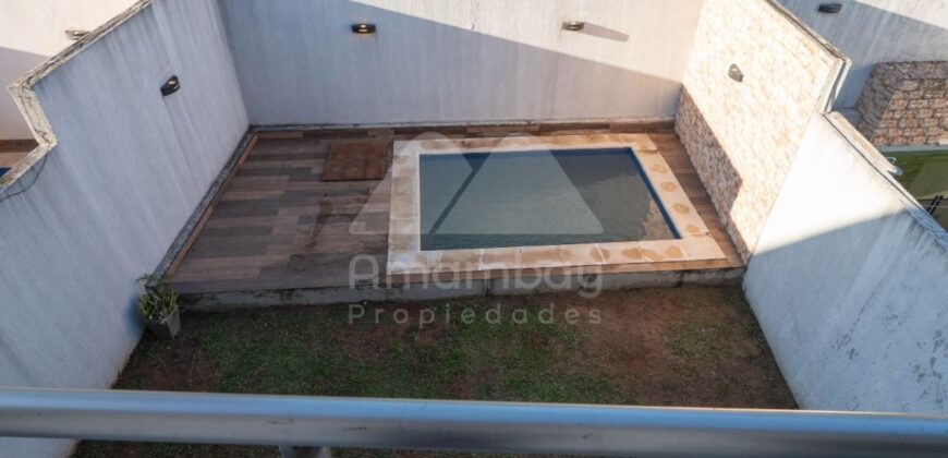 A0322 ALQUILO DÚPLEX AMOBLADO EN LAMBARÉ, ZONA YACHT Y GOLF CLUB