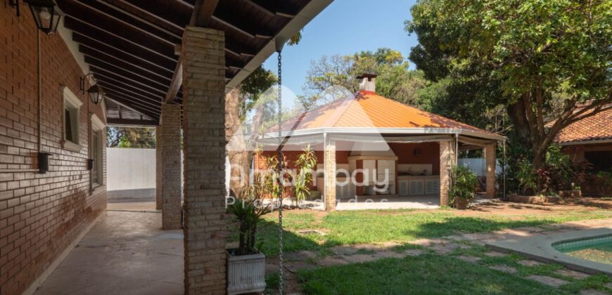 A0099 ALQUILO CASA EN BARRIO SANTA LIBRADA, ZONA UCA