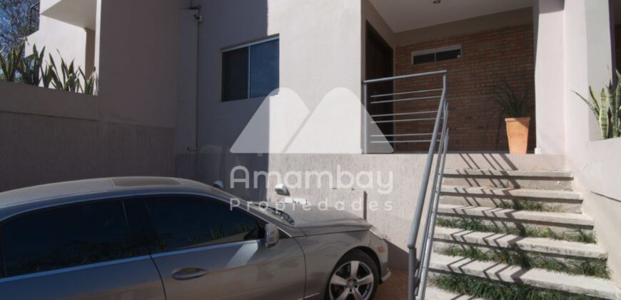 A0061 ALQUILO DÚPLEX EN LAMBARE, BARRIO PARQUES DEL YACHT