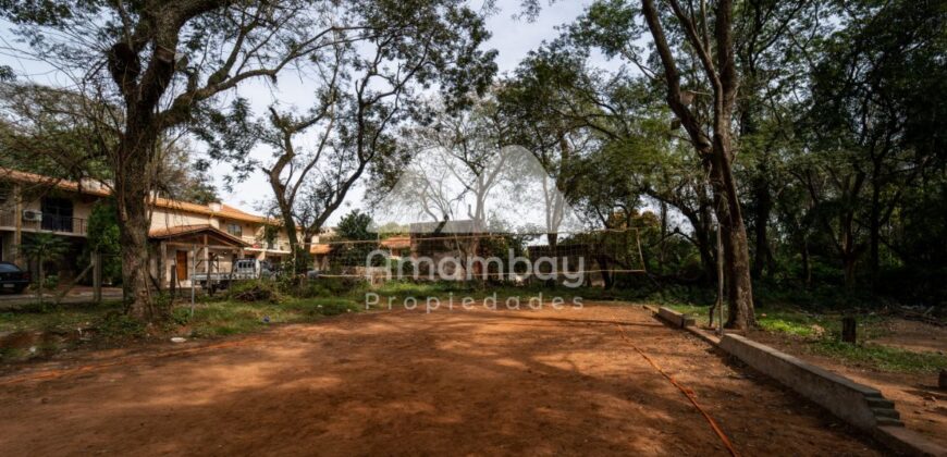 0186 TERRENO EN LAMBARÉ, ZONA AVDA. CACIQUE LAMBARÉ