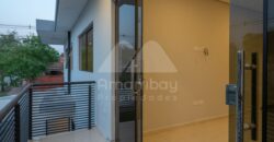 0491 DÚPLEX EN LAMBARÉ, ZONA YACHT Y GOLF CLUB