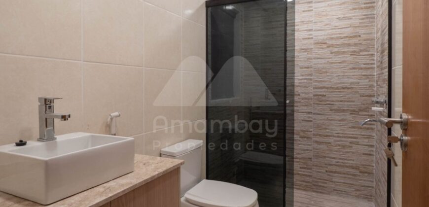 0491 DÚPLEX EN LAMBARÉ, ZONA YACHT Y GOLF CLUB