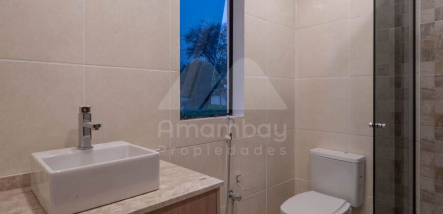 0491 DÚPLEX EN LAMBARÉ, ZONA YACHT Y GOLF CLUB