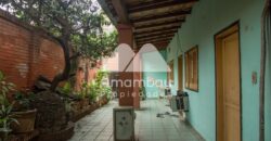 0048 CASA CON SALÓN COMERCIAL, BARRIO SAJONIA