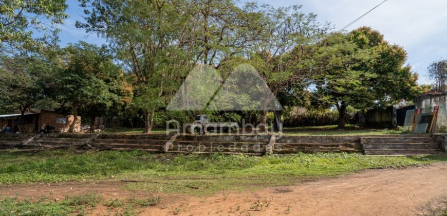 0187 TERRENO EN SAN LORENZO, BARRIO VILLA LAURELTY