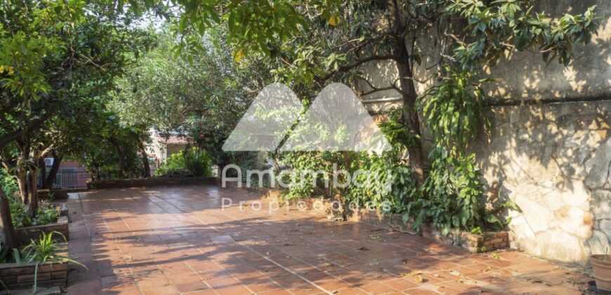 0487 TERRENO EN BARRIO SAJONIA, ZONA PALACIO DE JUSTICIA