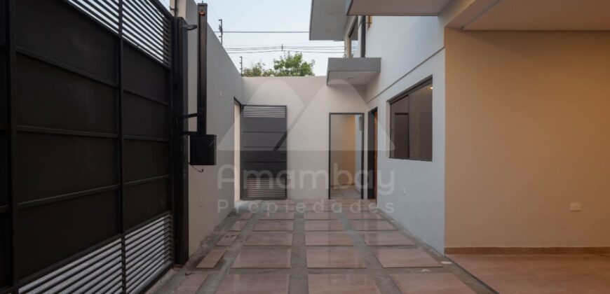 0491 DÚPLEX EN LAMBARÉ, ZONA YACHT Y GOLF CLUB