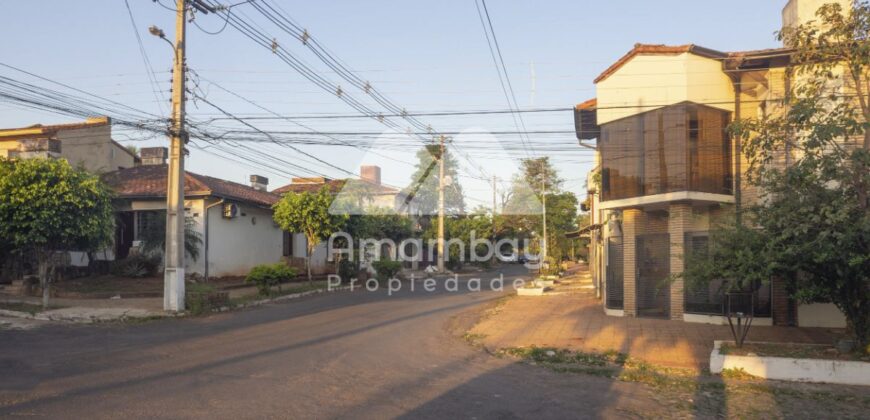 0494 TERRENO EN LAMBARÉ, ZONA AVDA. REPÚBLICA ARGENTINA