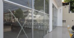 A0323 ALQUILO SALONES COMERCIALES, BO. MBURUCUYA