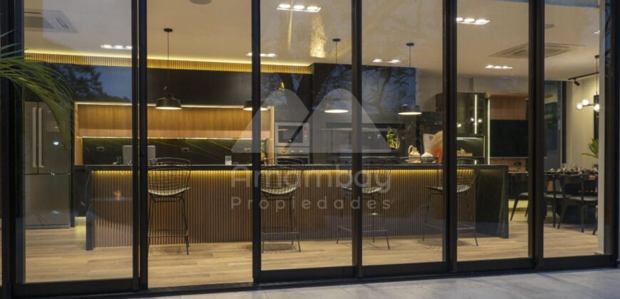 0496 RESIDENCIA A ESTRENAR EN SAN BERNARDINO, ZONA AVDA. GUILLERMO NAUMANN 