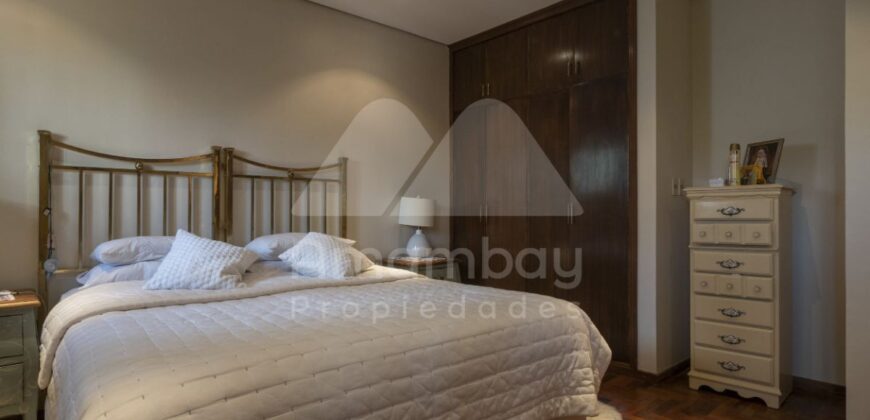 0499 DÚPLEX EN BARRIO MBURUCUYA, ZONA CASA RICA
