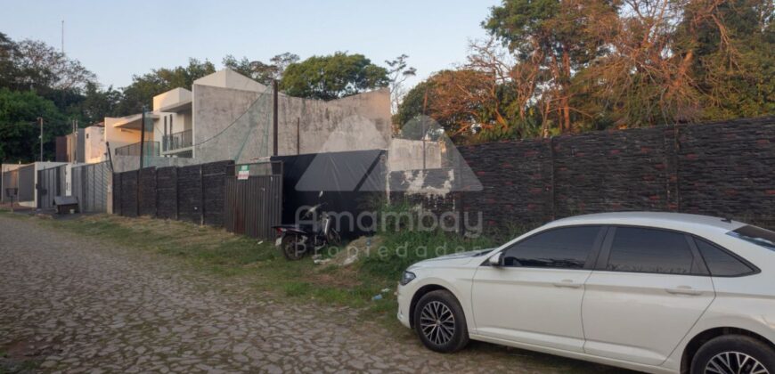 0495 TERRENO EN LAMBARÉ, ZONA AVDA. REPÚBLICA ARGENTINA