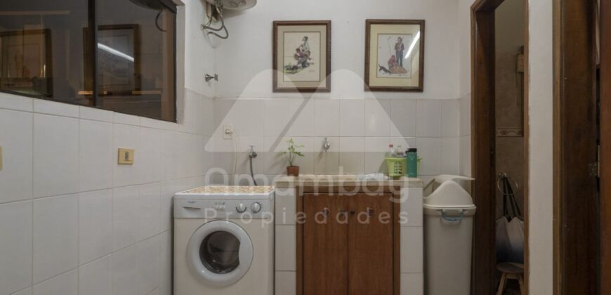 0499 DÚPLEX EN BARRIO MBURUCUYA, ZONA CASA RICA