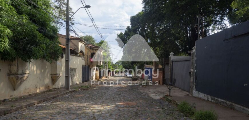 0505 TERRENO EN BARRIO OBRERO, ZONA AVDA. 21 PROYECTADAS