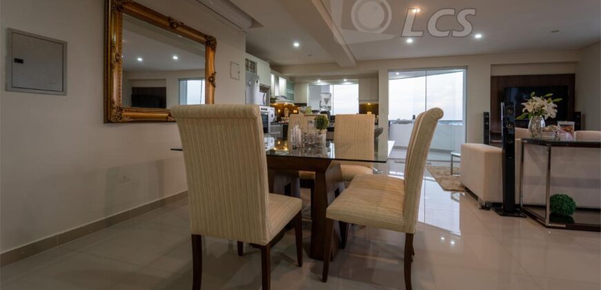 0166 DEPARTAMENTO EN BARRIO ITÁ ENRAMADA, ZONA YACHT Y GOLF CLUB