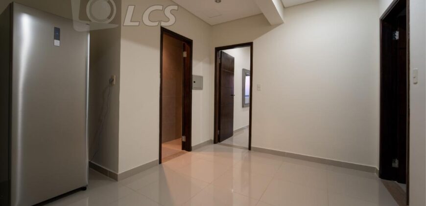 0166 DEPARTAMENTO EN BARRIO ITÁ ENRAMADA, ZONA YACHT Y GOLF CLUB