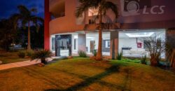 0166 DEPARTAMENTO EN BARRIO ITÁ ENRAMADA, ZONA YACHT Y GOLF CLUB