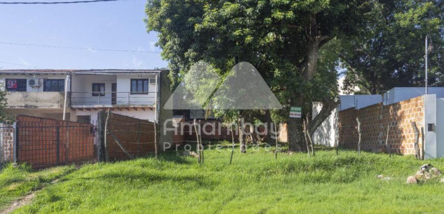 0508 TERRENO EN LAMBARÉ, ZONA YACHT Y GOLF CLUB