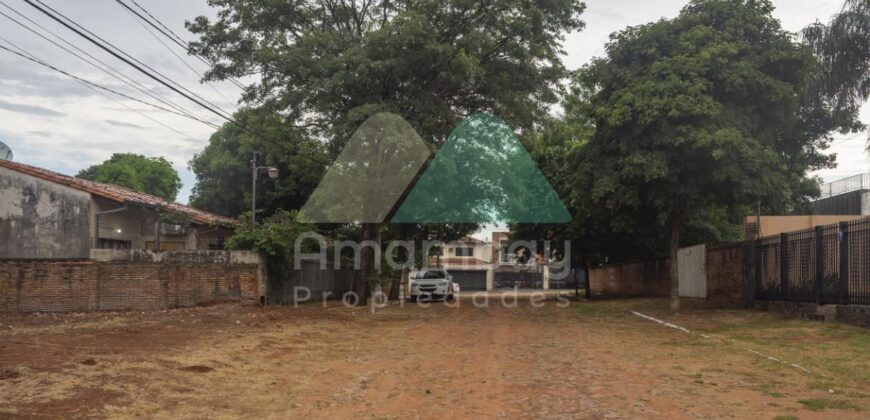 0511 TERRENO EN LAMBARÉ, ZONA AVDA. SAN ISIDRO