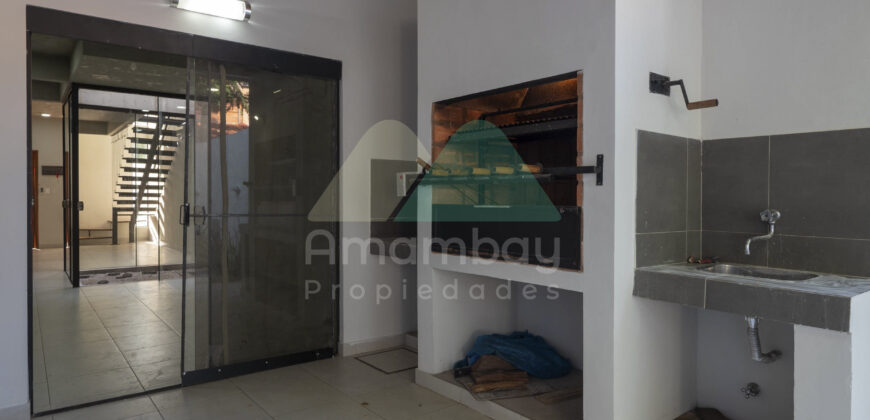 A0194 ALQUILO DUPLEX EN LAMBARÉ, ZONA AVDA. REPÚBLICA ARGENTINA