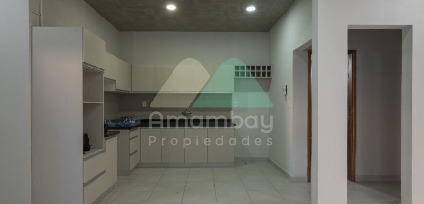 A0194 ALQUILO DUPLEX EN LAMBARÉ, ZONA AVDA. REPÚBLICA ARGENTINA