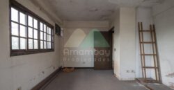 0514 EDIFICIO EN ESQUINA, BARRIO PINOZÁ