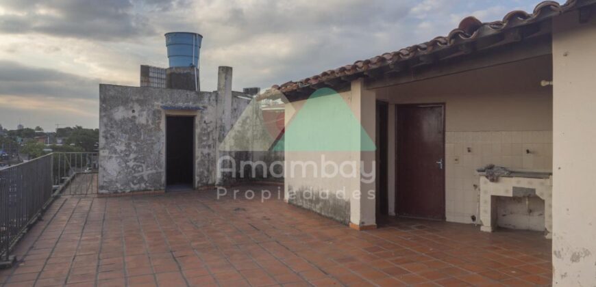 0514 EDIFICIO EN ESQUINA, BARRIO PINOZÁ
