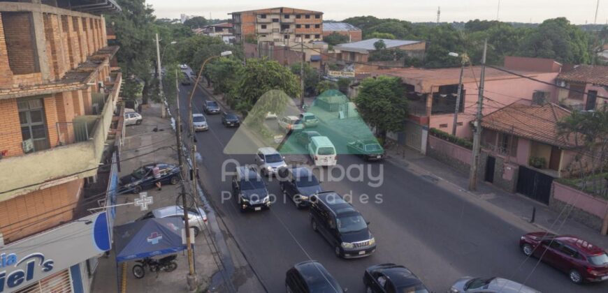 0514 EDIFICIO EN ESQUINA, BARRIO PINOZÁ