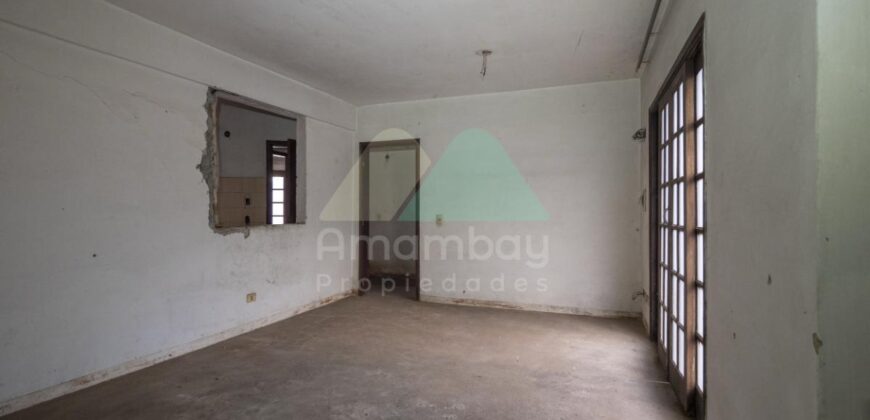 0514 EDIFICIO EN ESQUINA, BARRIO PINOZÁ