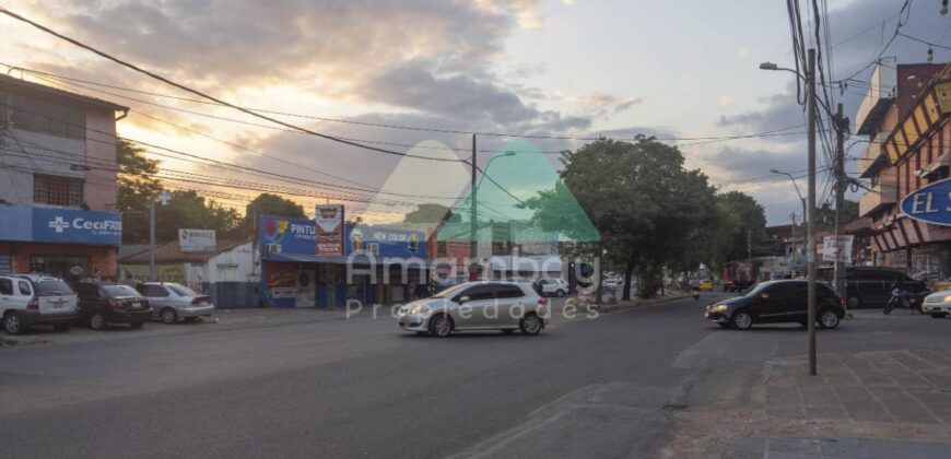 0514 EDIFICIO EN ESQUINA, BARRIO PINOZÁ
