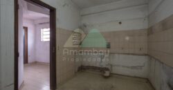0514 EDIFICIO EN ESQUINA, BARRIO PINOZÁ