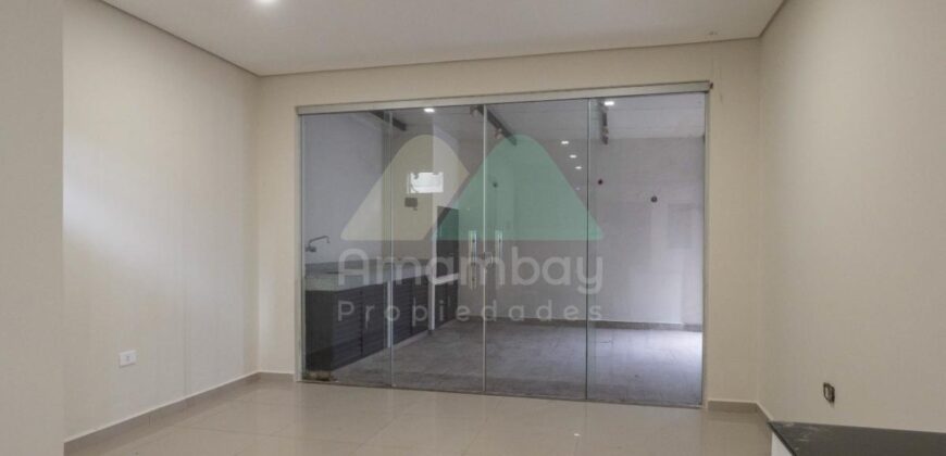 0339 DÚPLEX EN BARRIO ITÁ ENRAMADA, ZONA YACHT Y GOLF CLUB