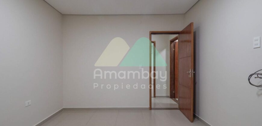 0339 DÚPLEX EN BARRIO ITÁ ENRAMADA, ZONA YACHT Y GOLF CLUB