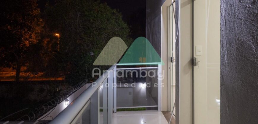 0339 DÚPLEX EN BARRIO ITÁ ENRAMADA, ZONA YACHT Y GOLF CLUB