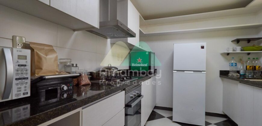 0536 CASA EN BARRIO LAS MERCEDES, ZONA COLEGIO INTERNACIONAL